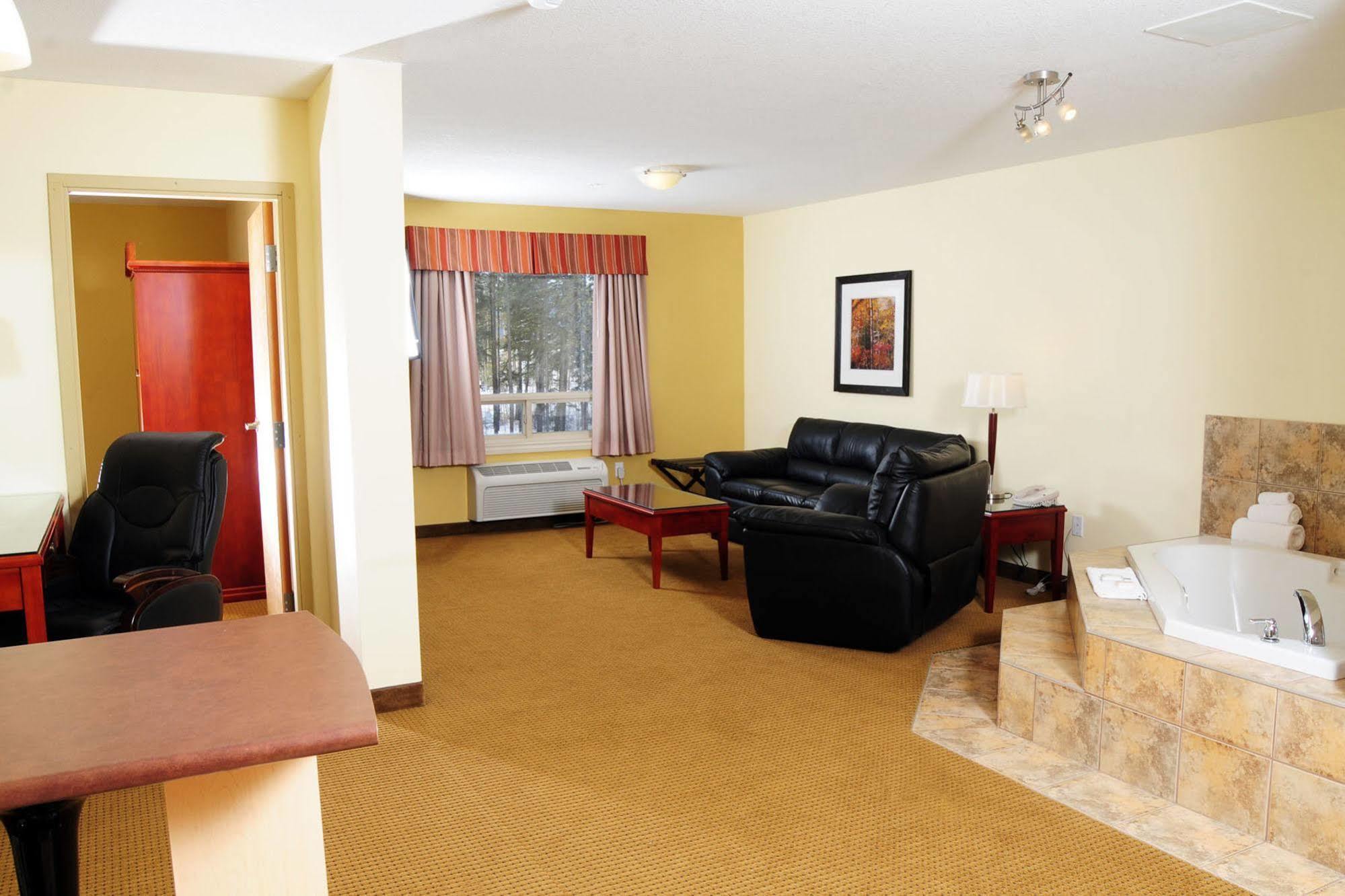 Trend Mountain Hotel & Conference Centre Tumbler Ridge Phòng bức ảnh